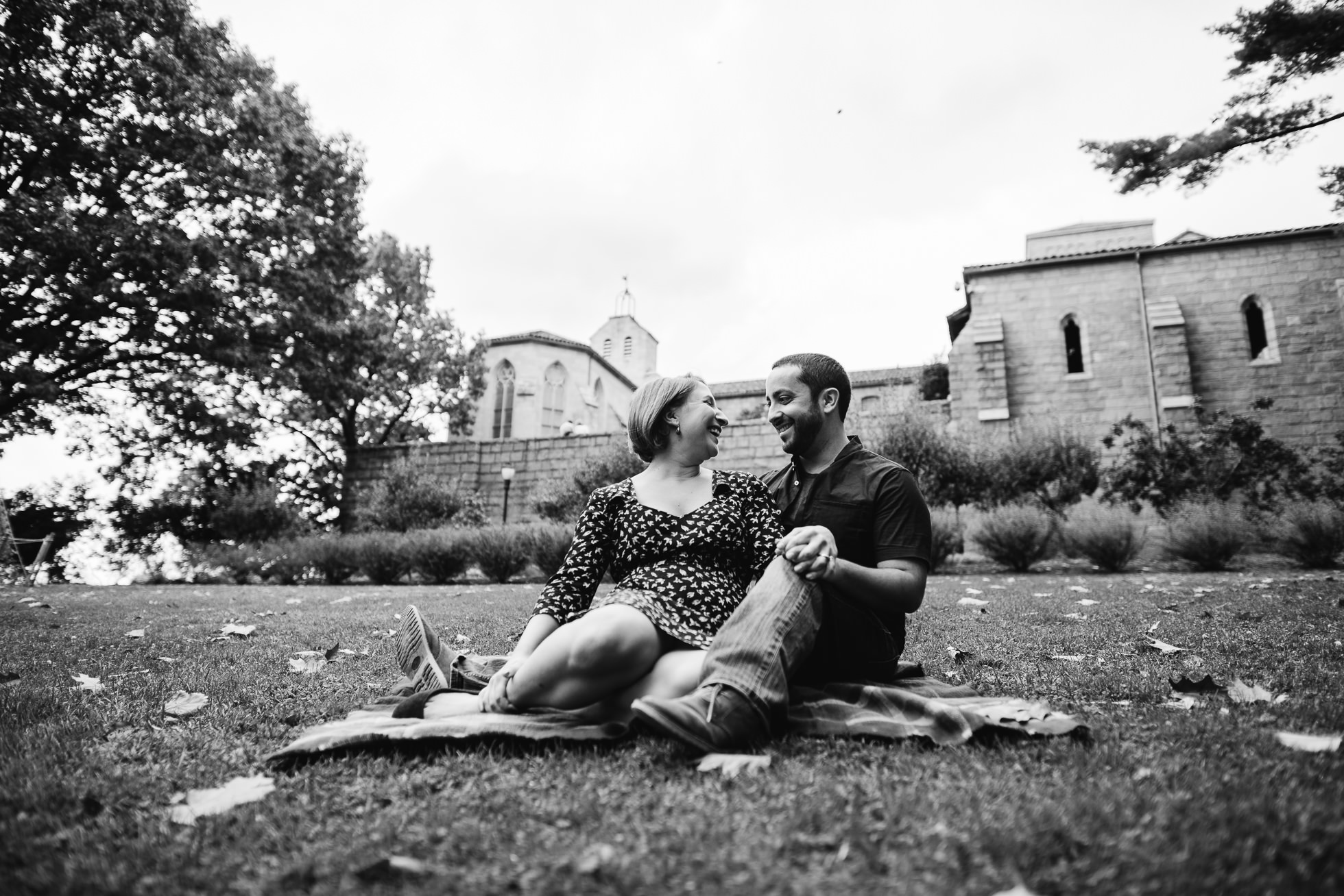 engagement photos the Cloisters