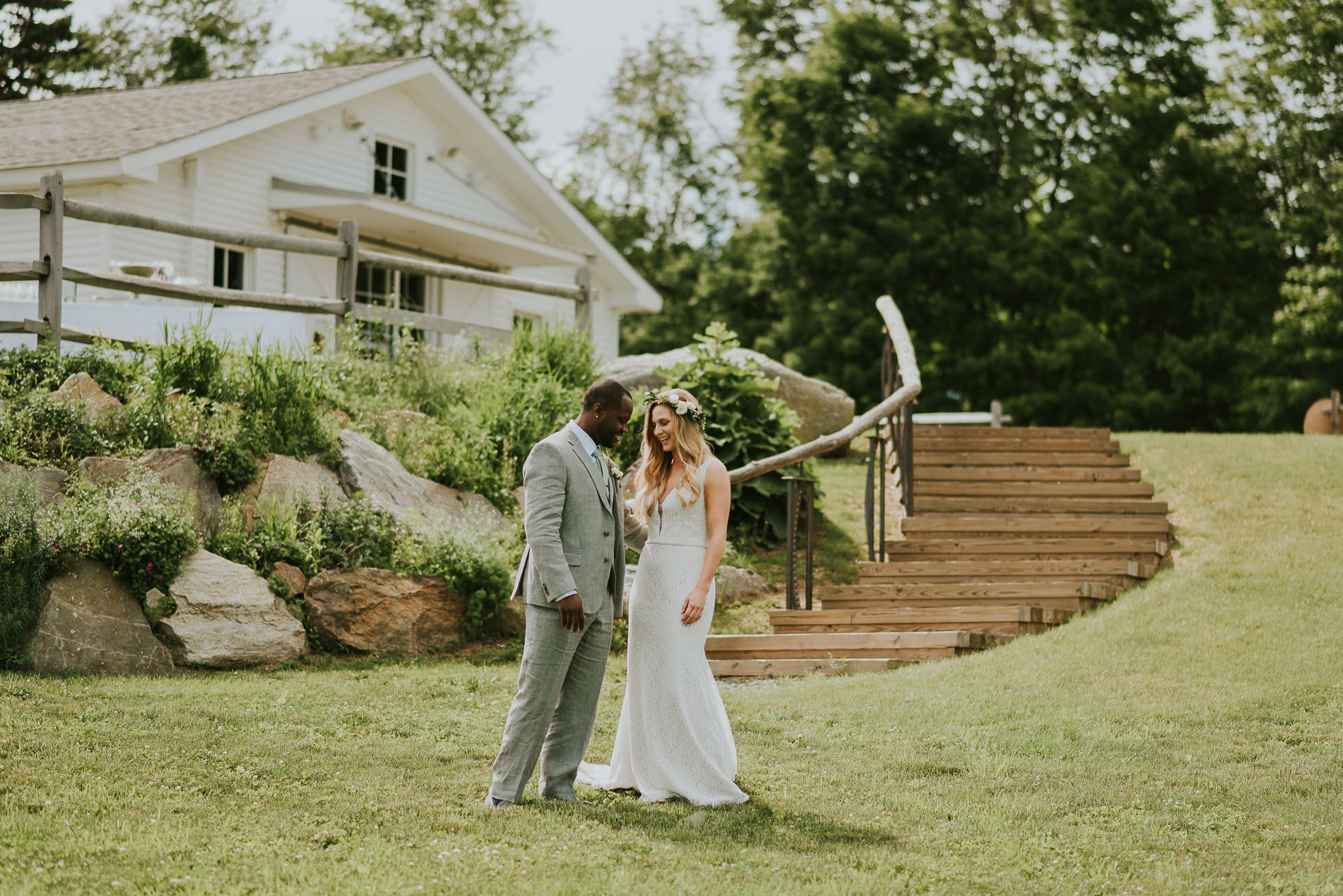 Connecticut rustic wedding photographed by Traverse the Tides