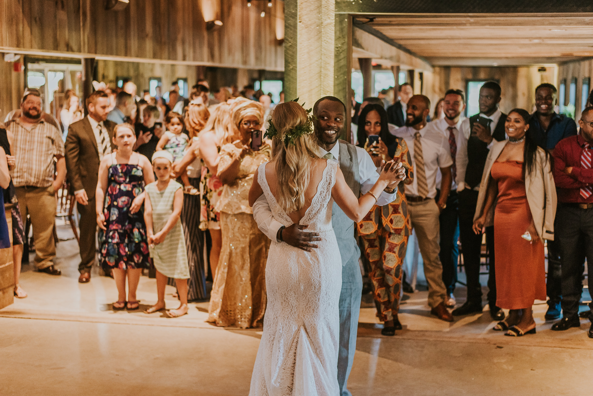 bride and groom first dance photographed by Traverse the Tides