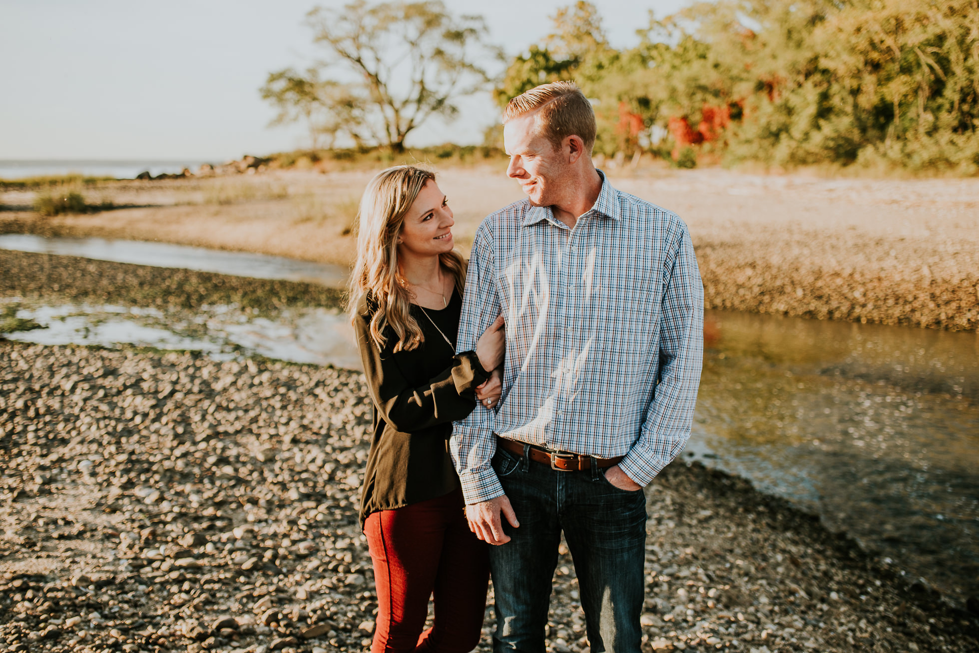 autumn engagement session photographed by Traverse the Tides