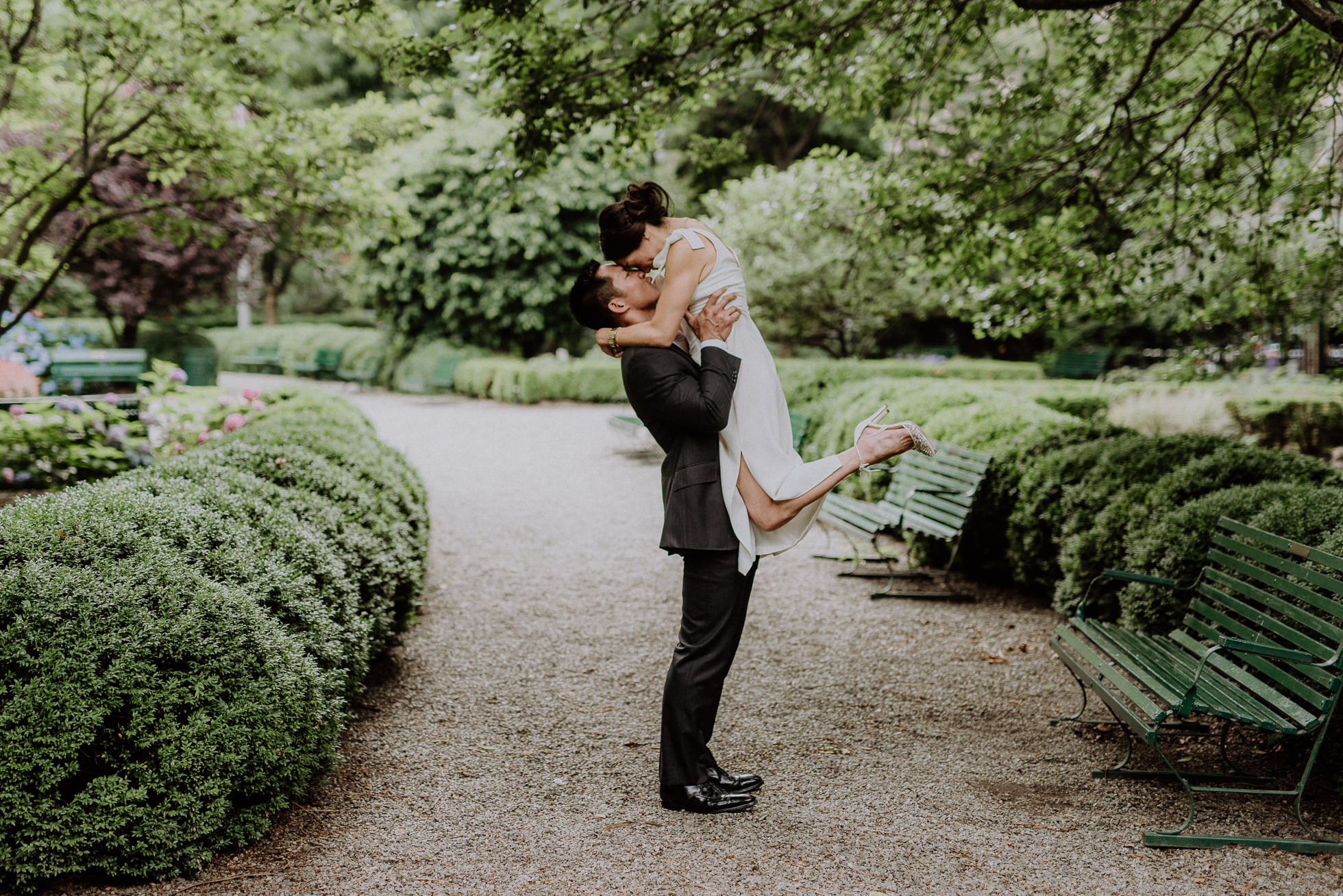 bride and groom Gramercy Park