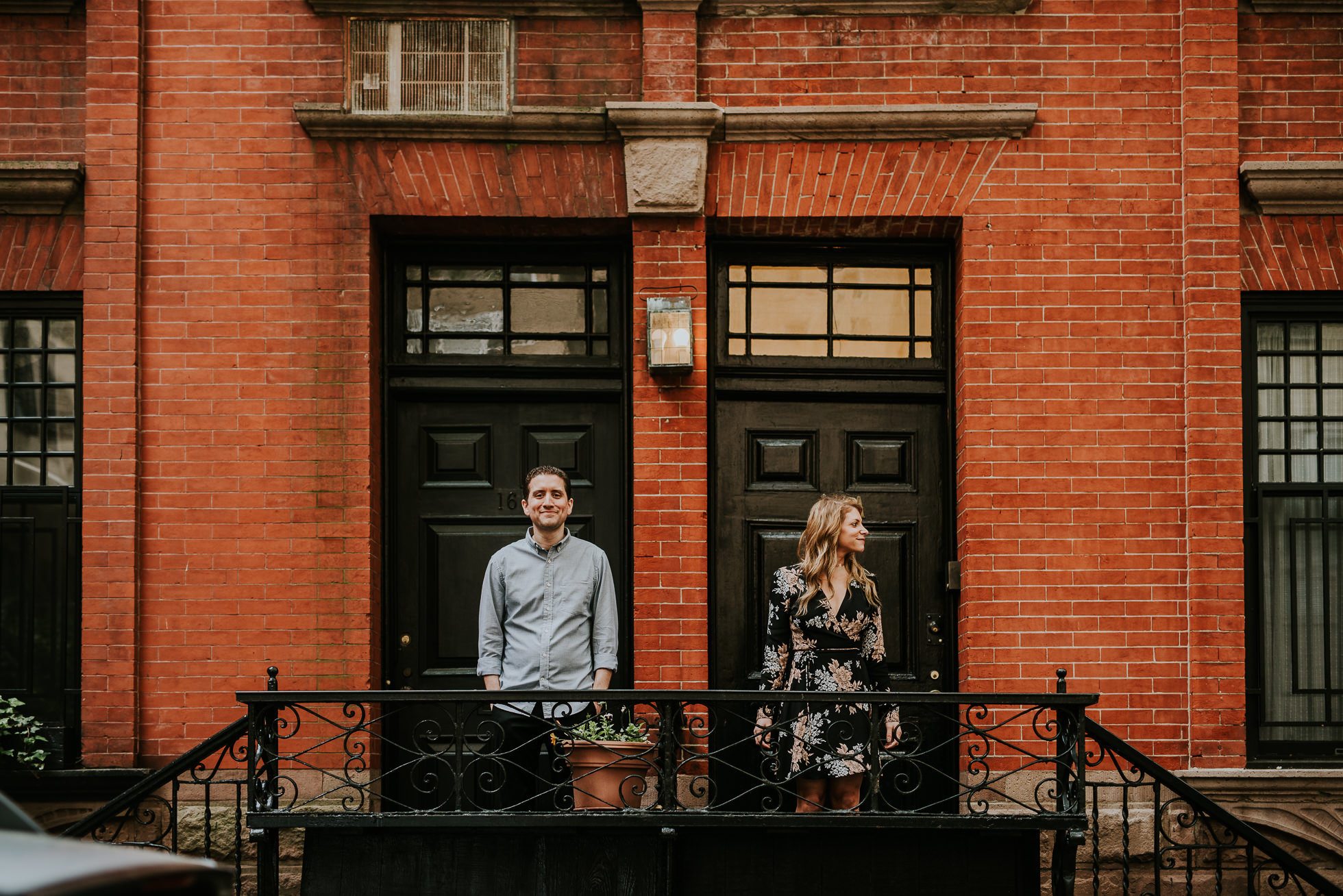 candid nyc engagement photos photographed by Traverse the Tides31