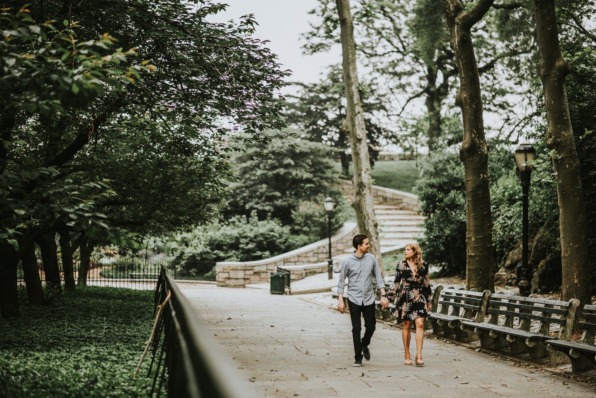 Carl Schurz Park engagement session photographed by Traverse the Tides1