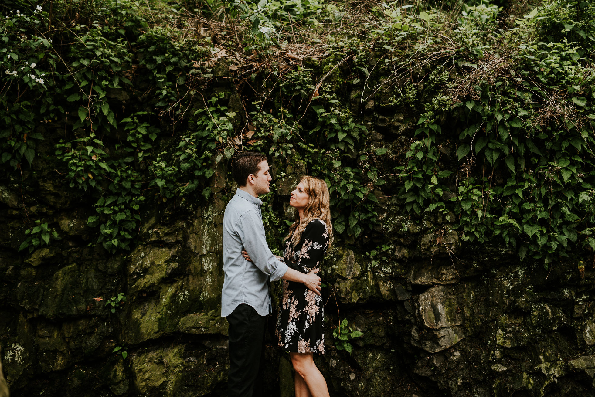 engagement photo outfit ideas photographed by Traverse the Tides3