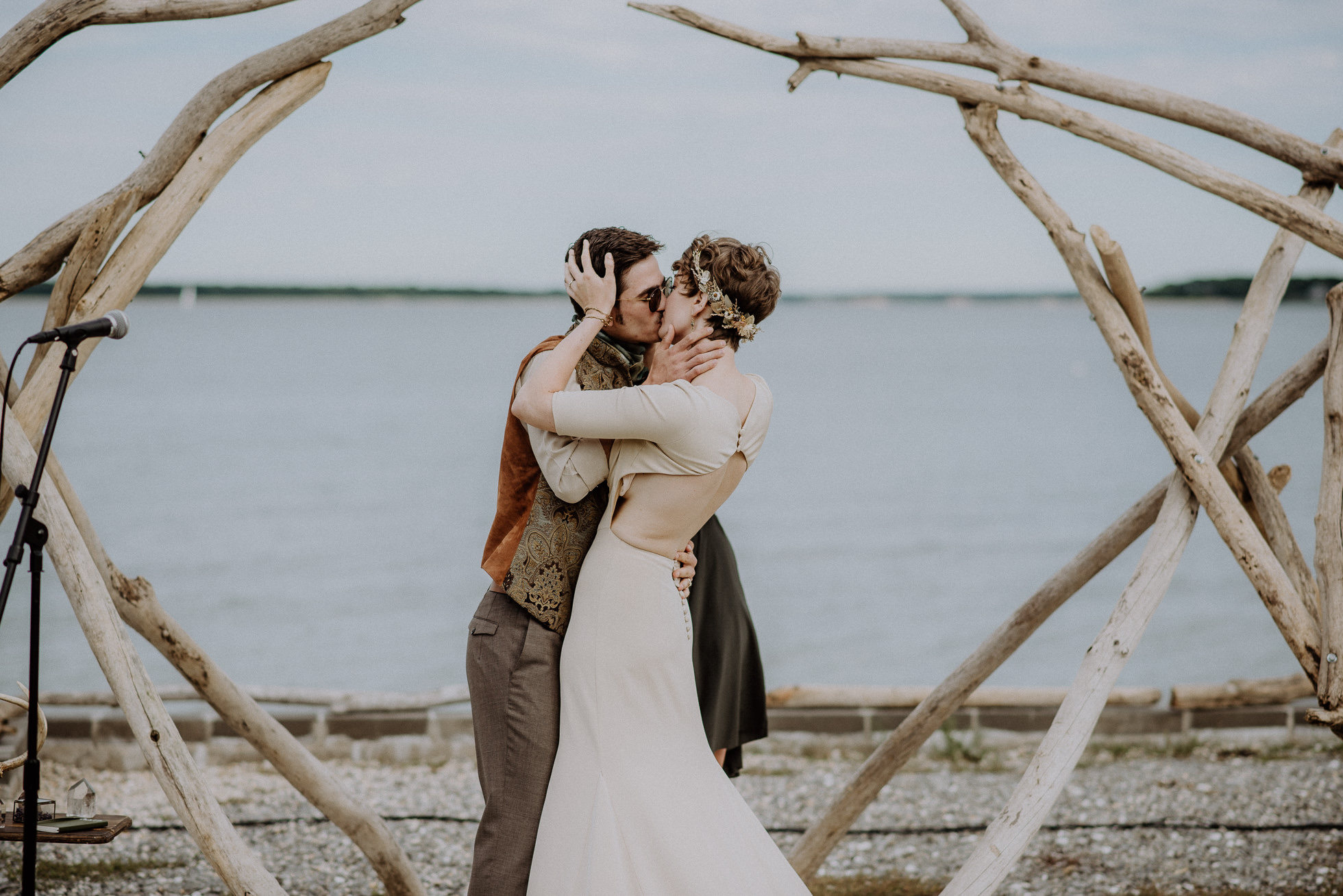 first kiss outdoor wedding ceremony