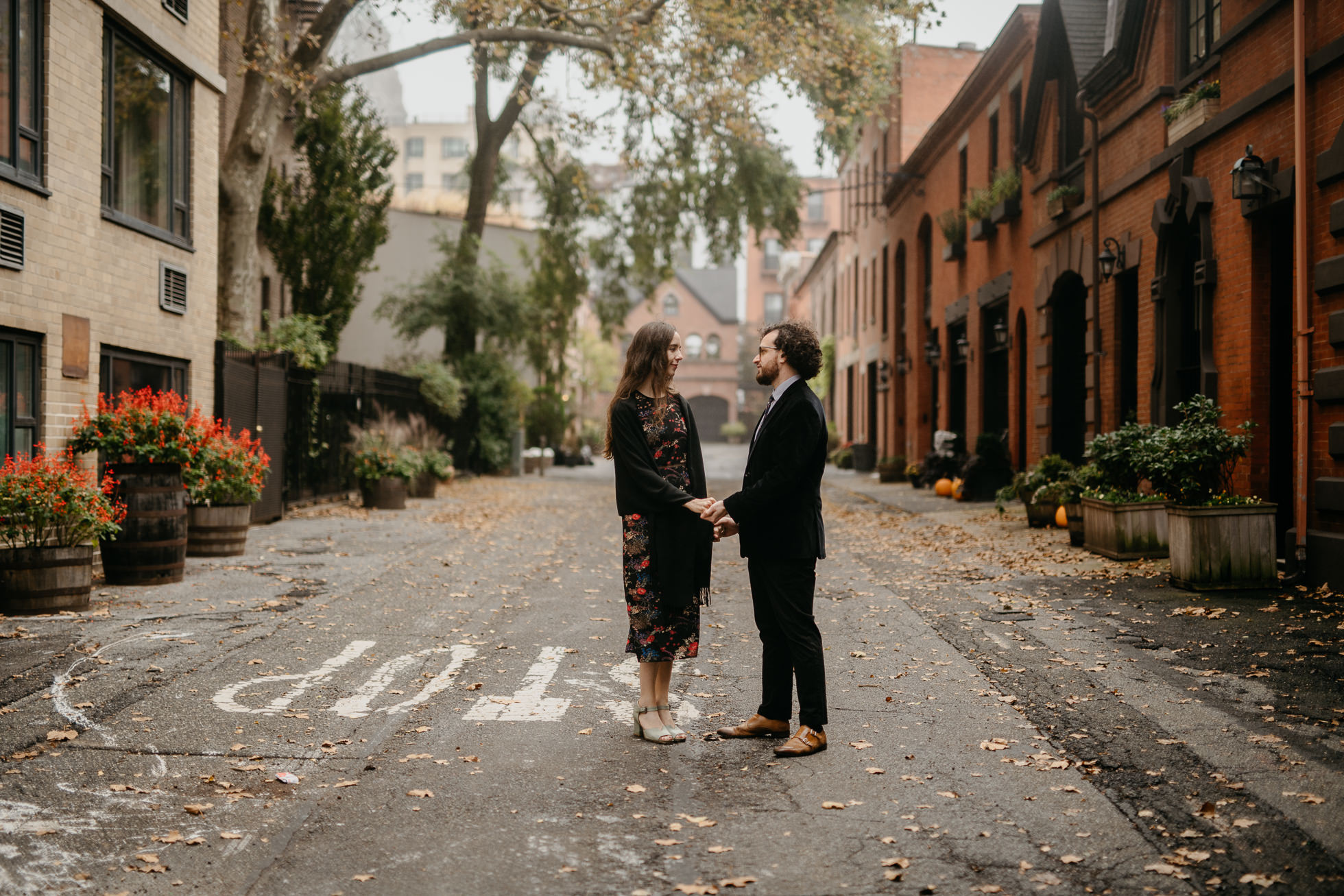 New York alley engagement photos