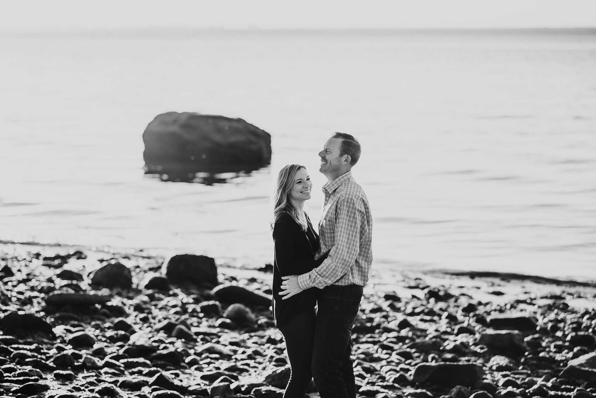 ocean engagement session photographed by Traverse the Tides