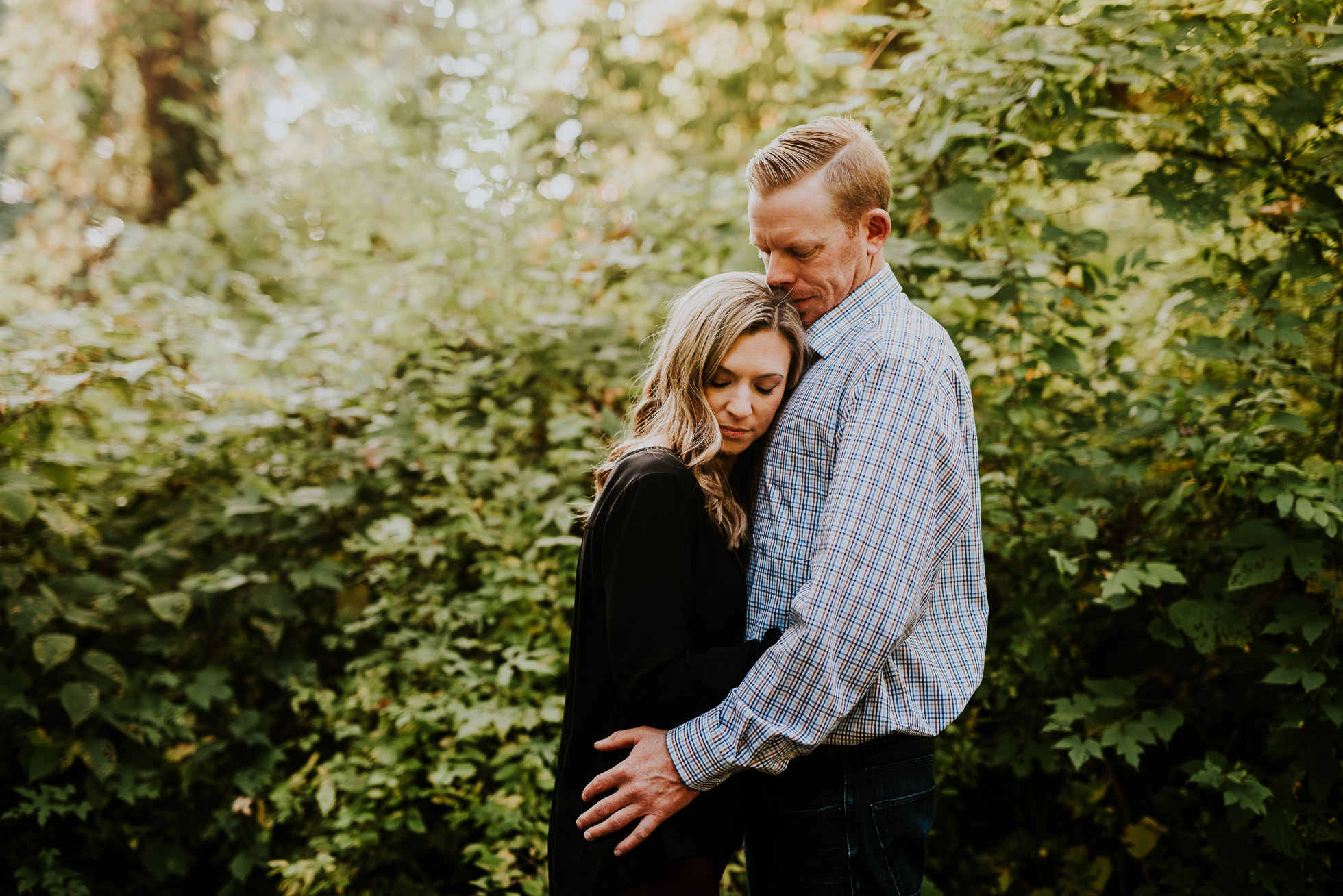 outdoor engagement session photographed by Traverse the Tides