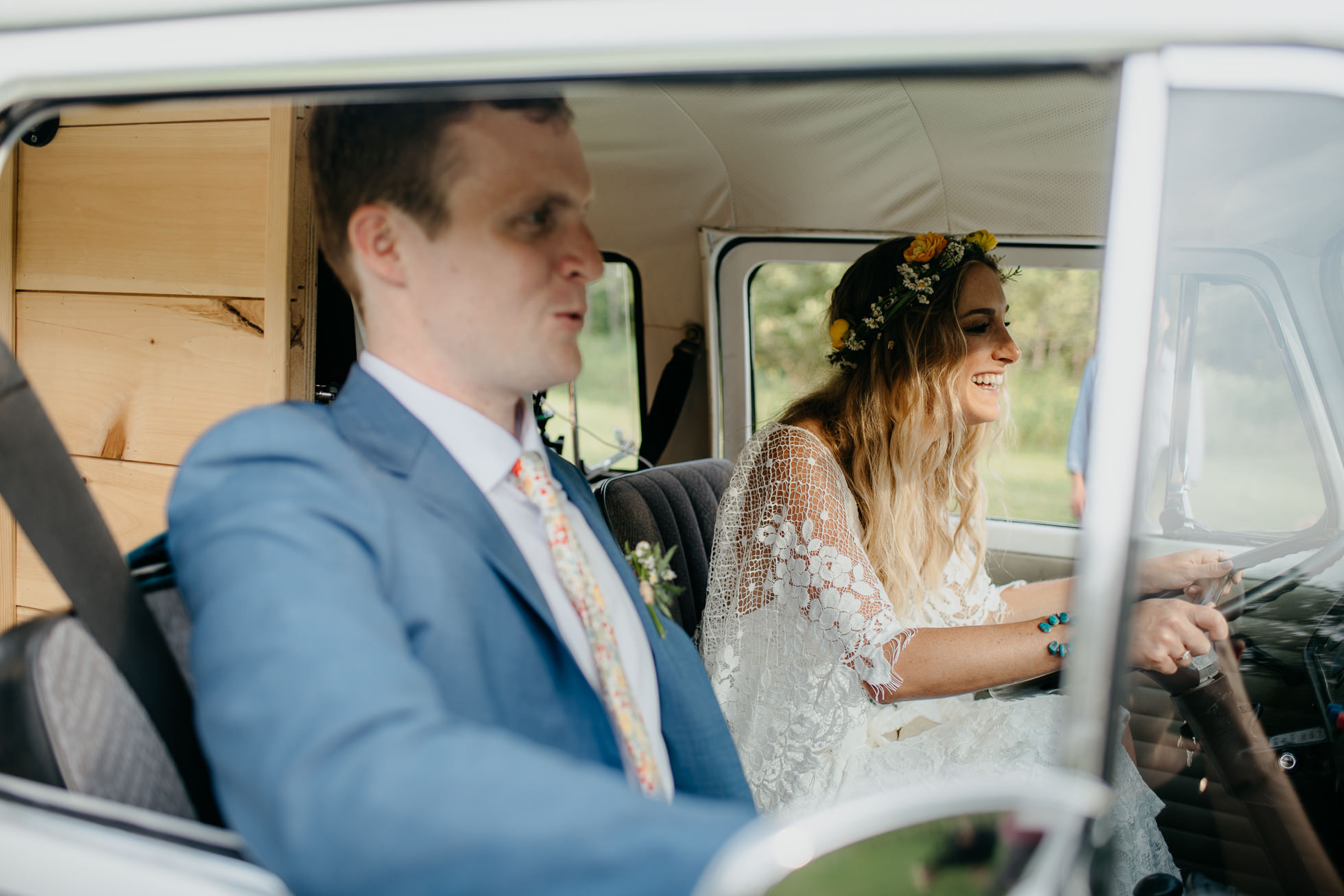 volkswagen bus wedding