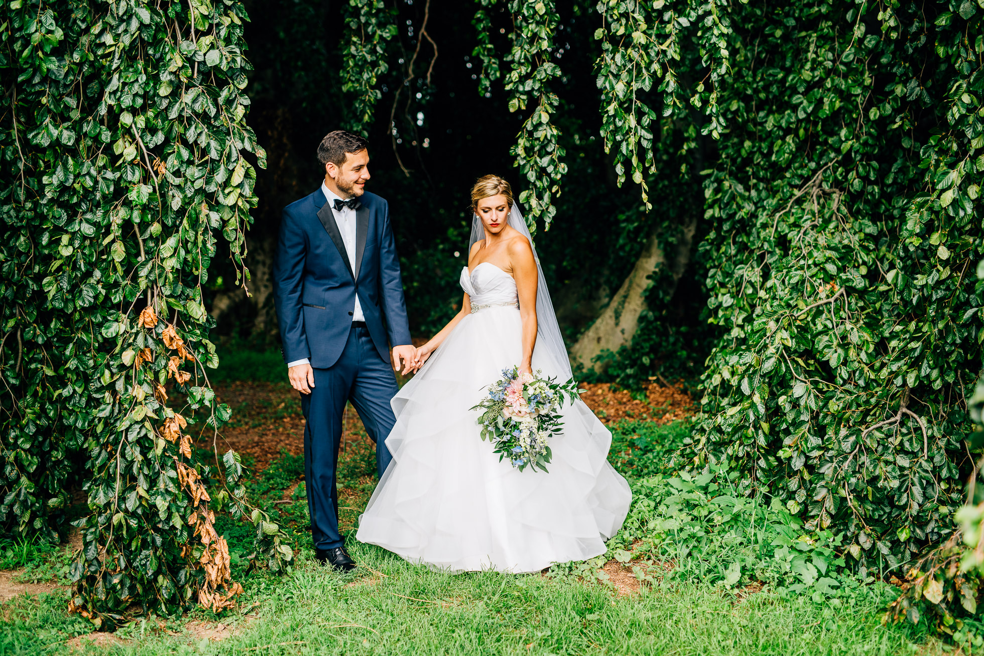 bride and groom portraits trees at lyndhurst castle photographed by traverse the tides