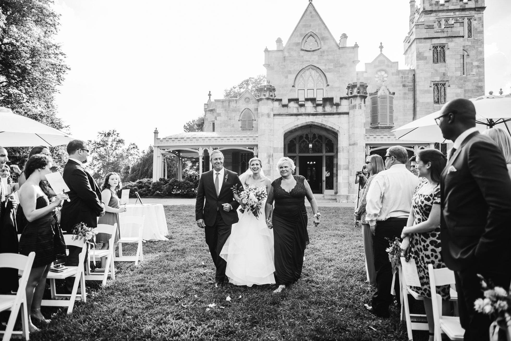 bride entrance at lyndhurst castle photographed by traverse the tides