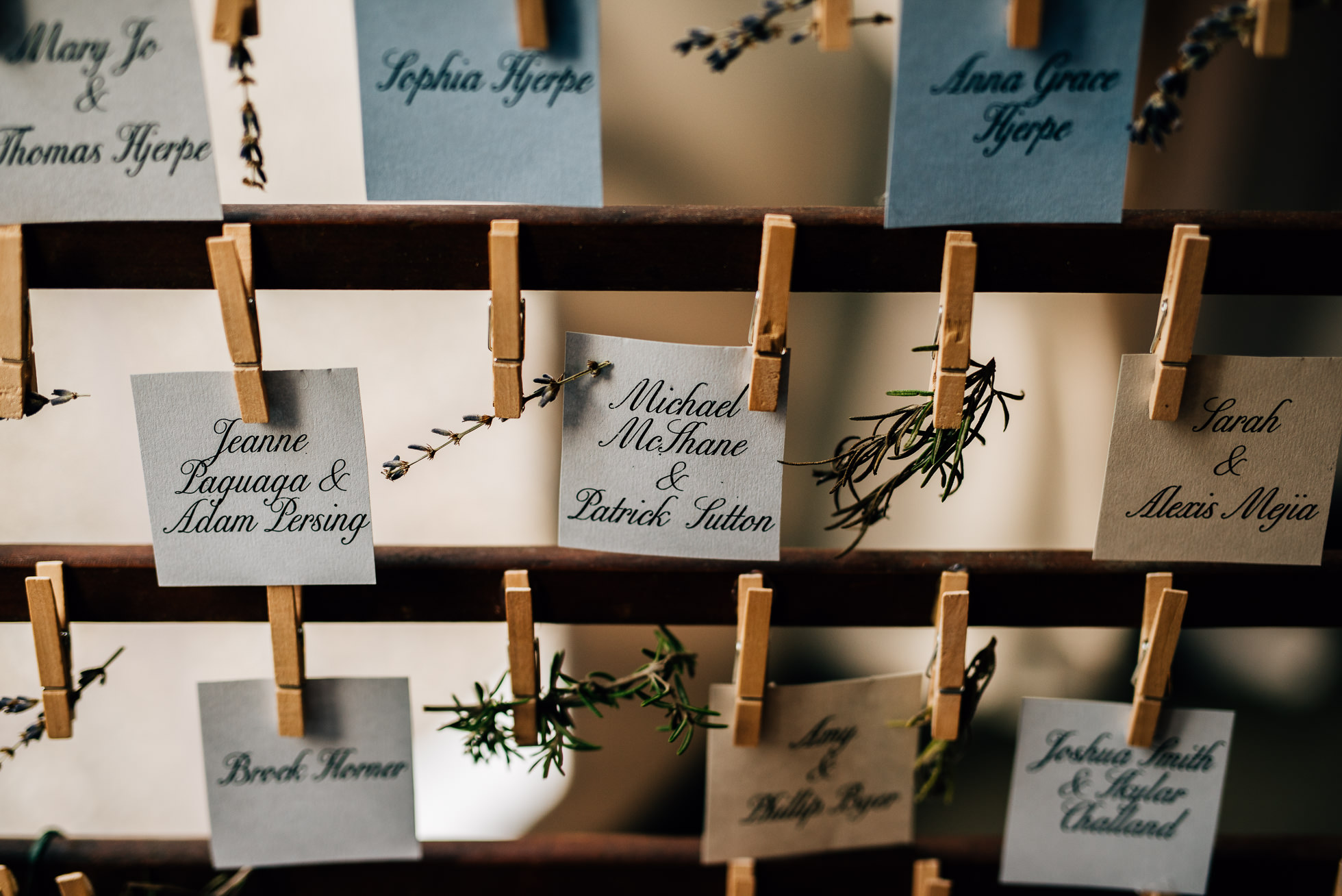 table place cards at lyndhurst castle photographed by traverse the tides