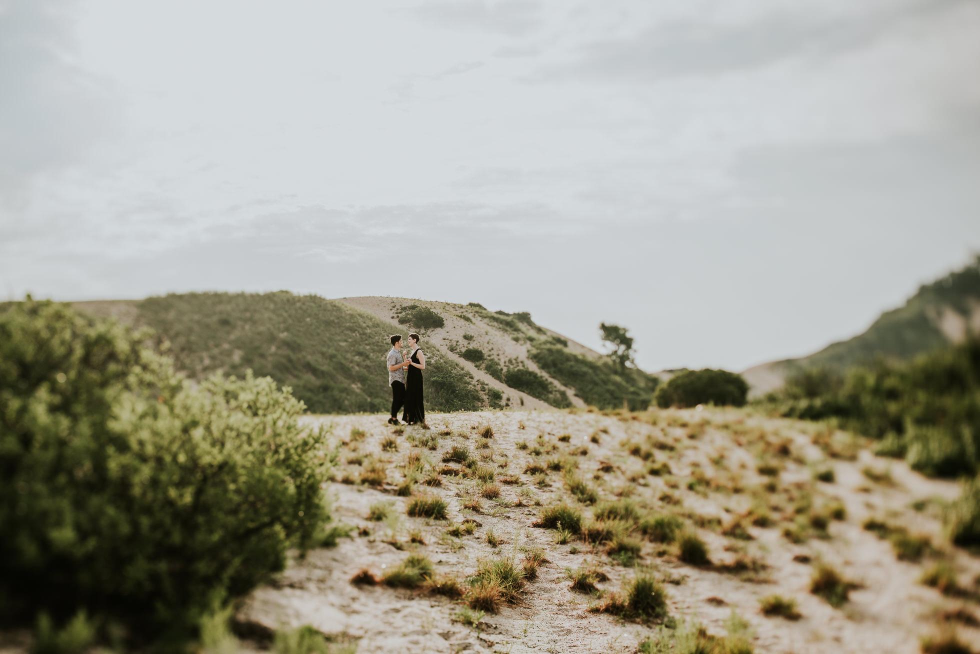 engagement session long island photographed by traverse the tides