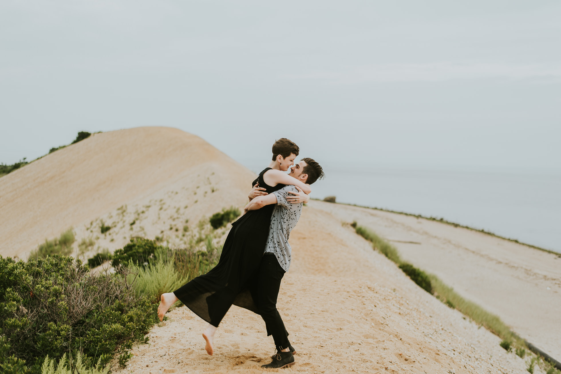 long island engagement photos photographed by traverse the tides