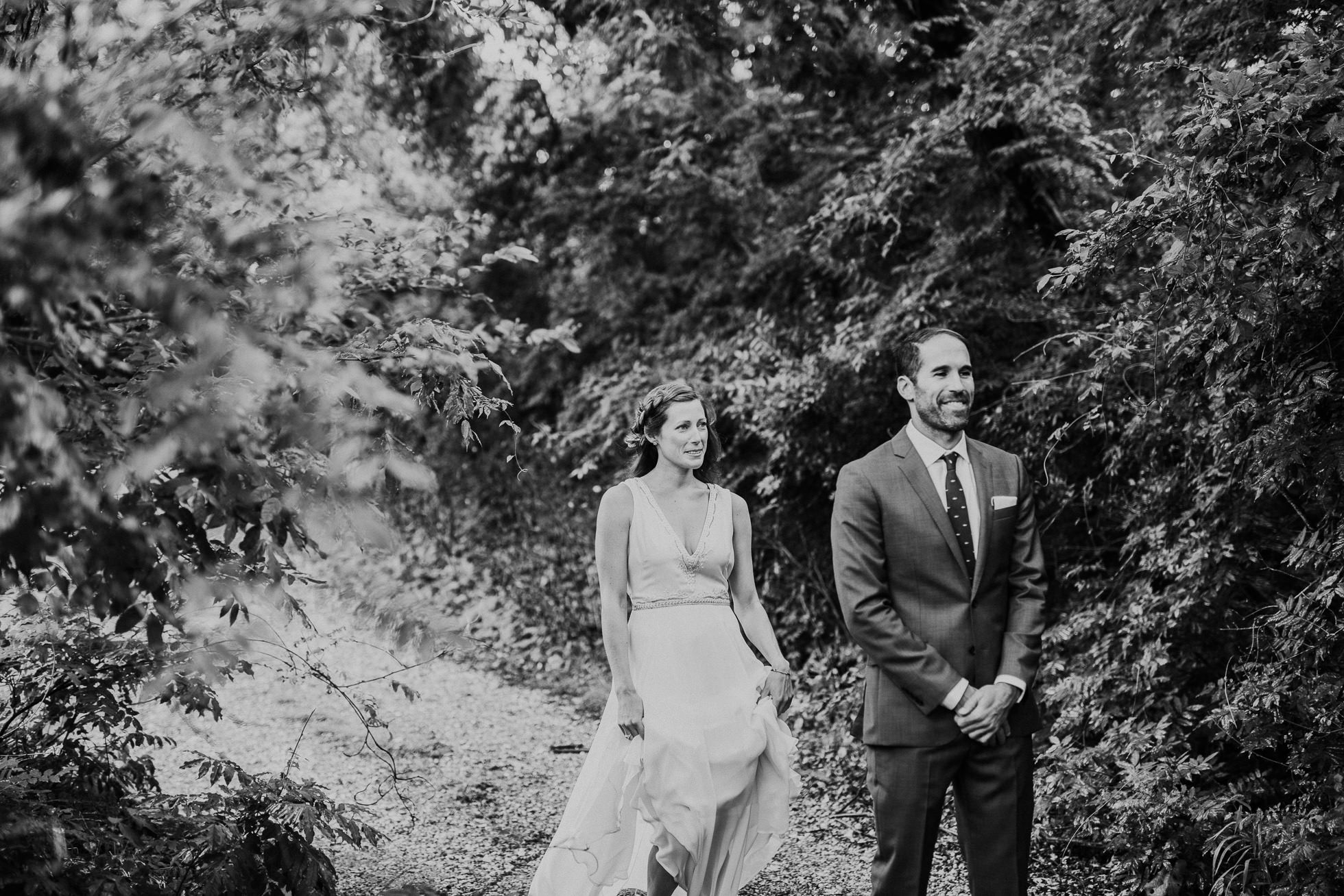 first look Montauk wedding photographed by Traverse the Tides