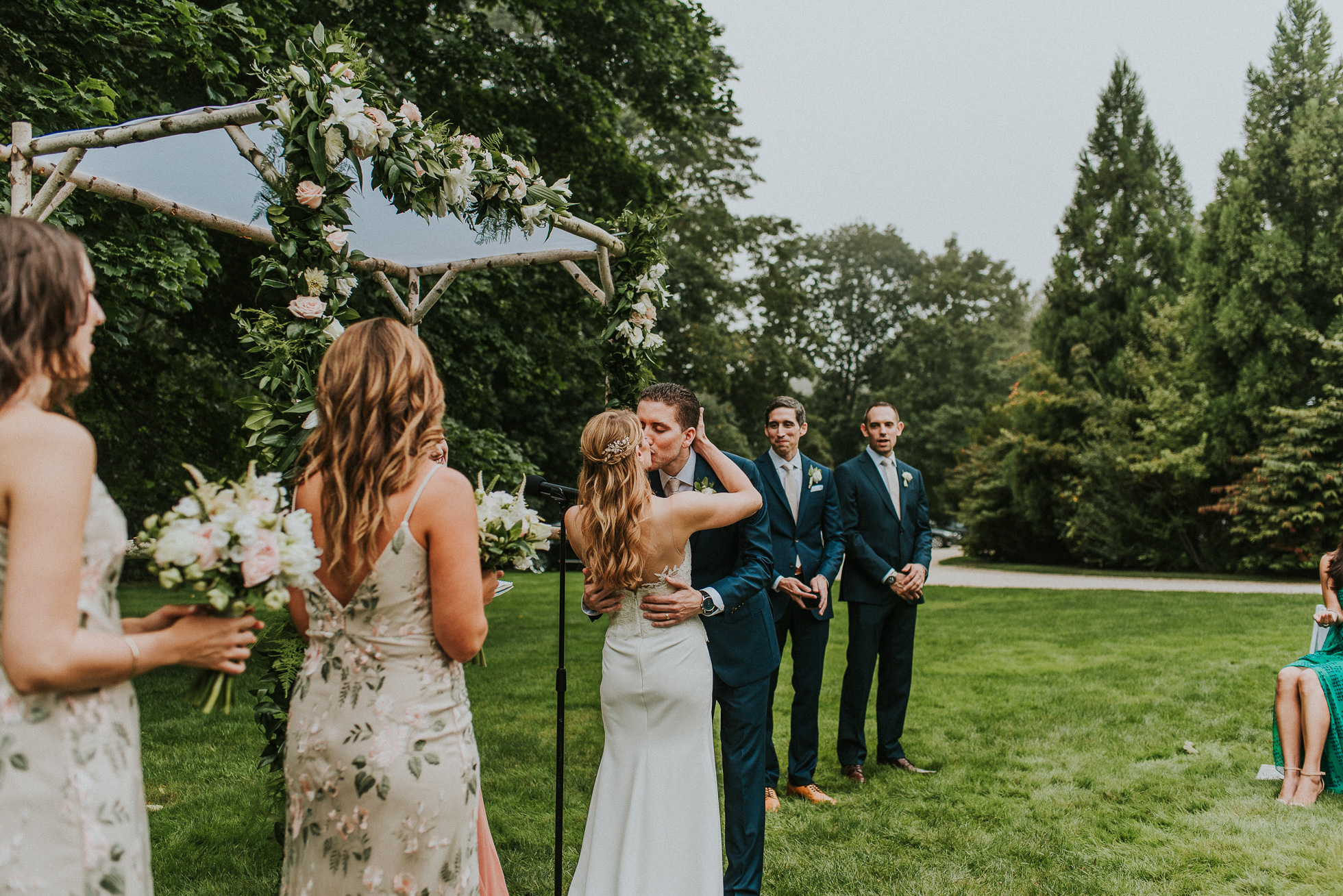 first kiss Long Island wedding