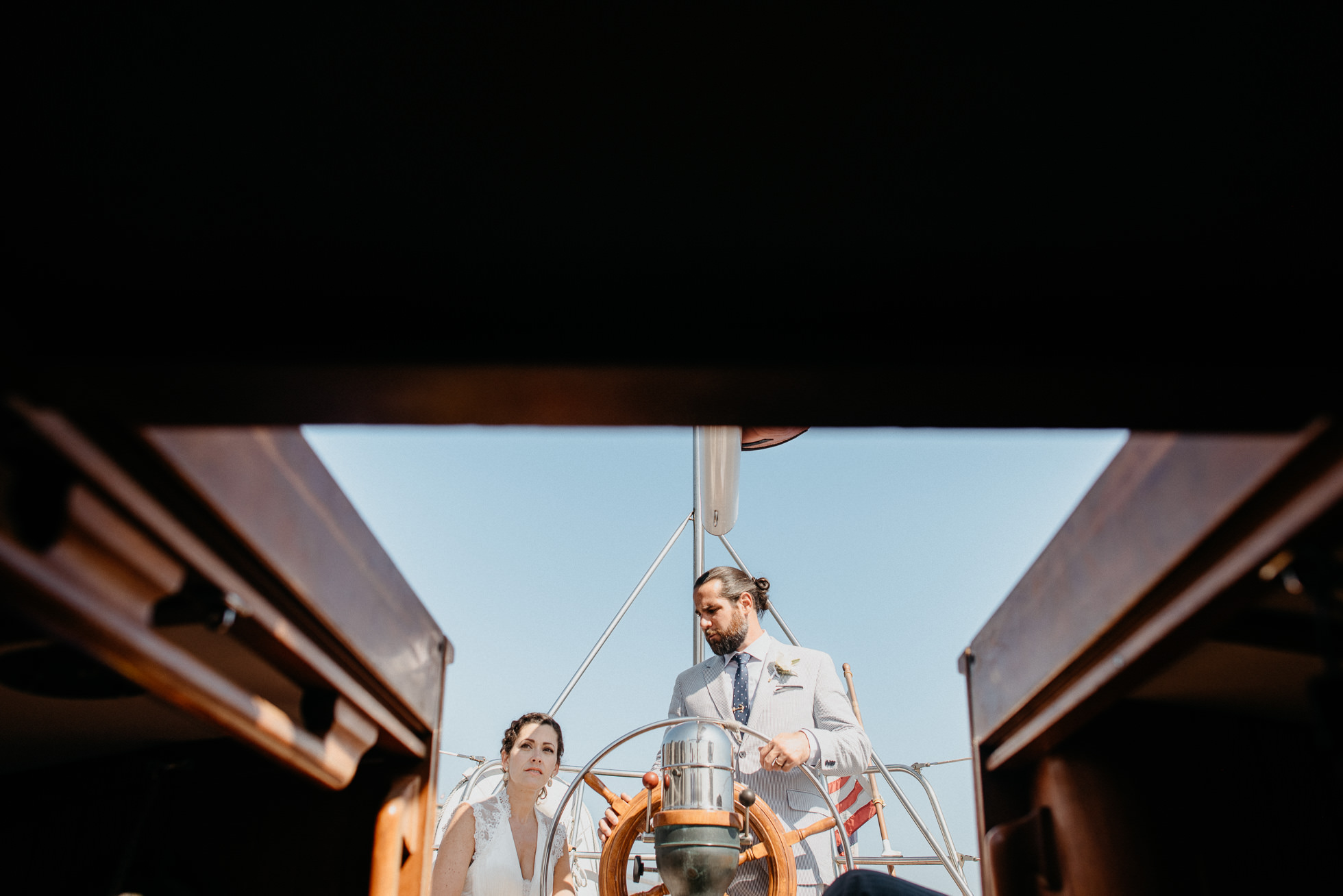 bride and groom sailing yacht