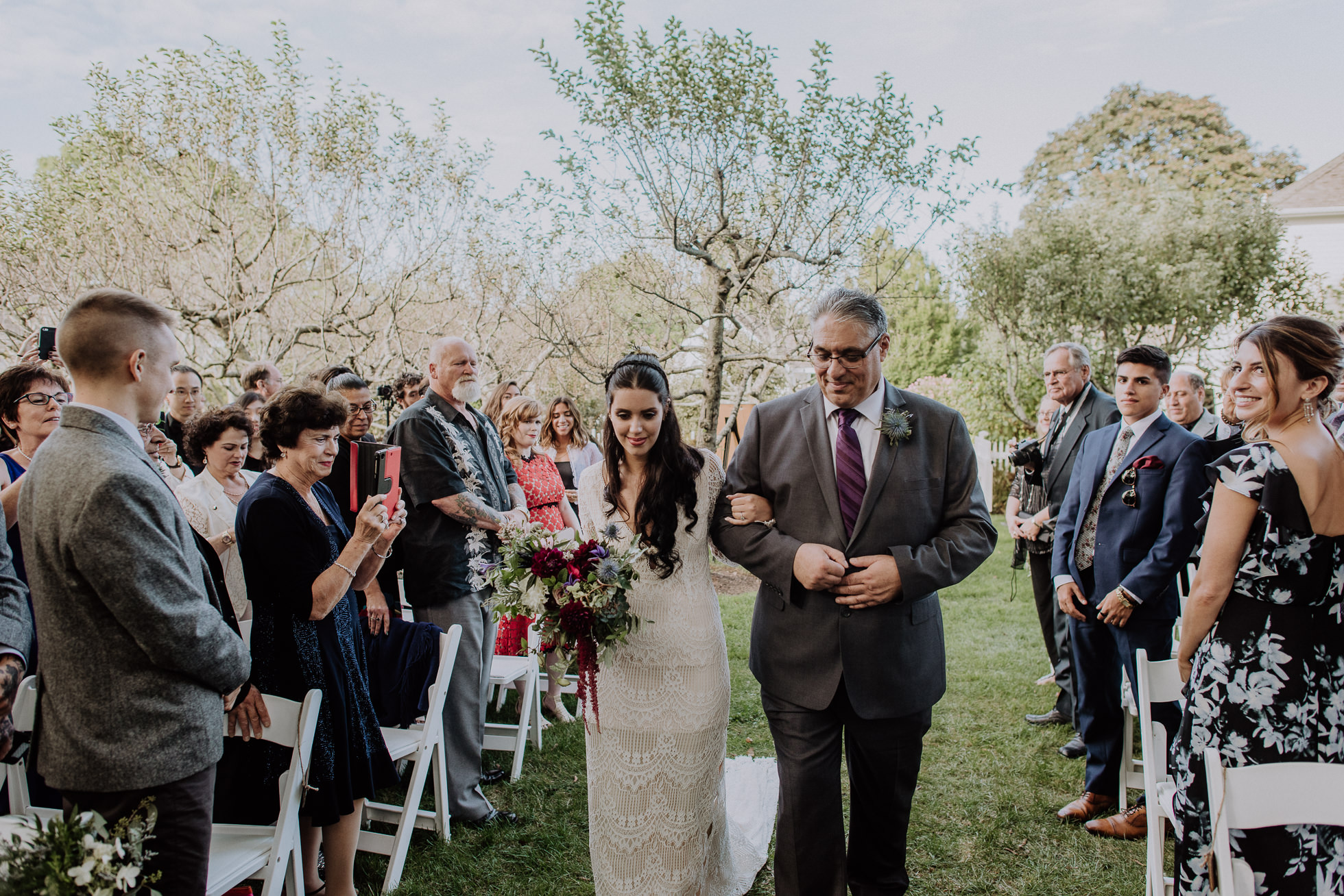 Bedell Cellars bride and father entrance